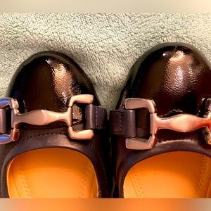 Adrienne Vittadini 🩰ballerina patent leather retail $100 plus kid or women